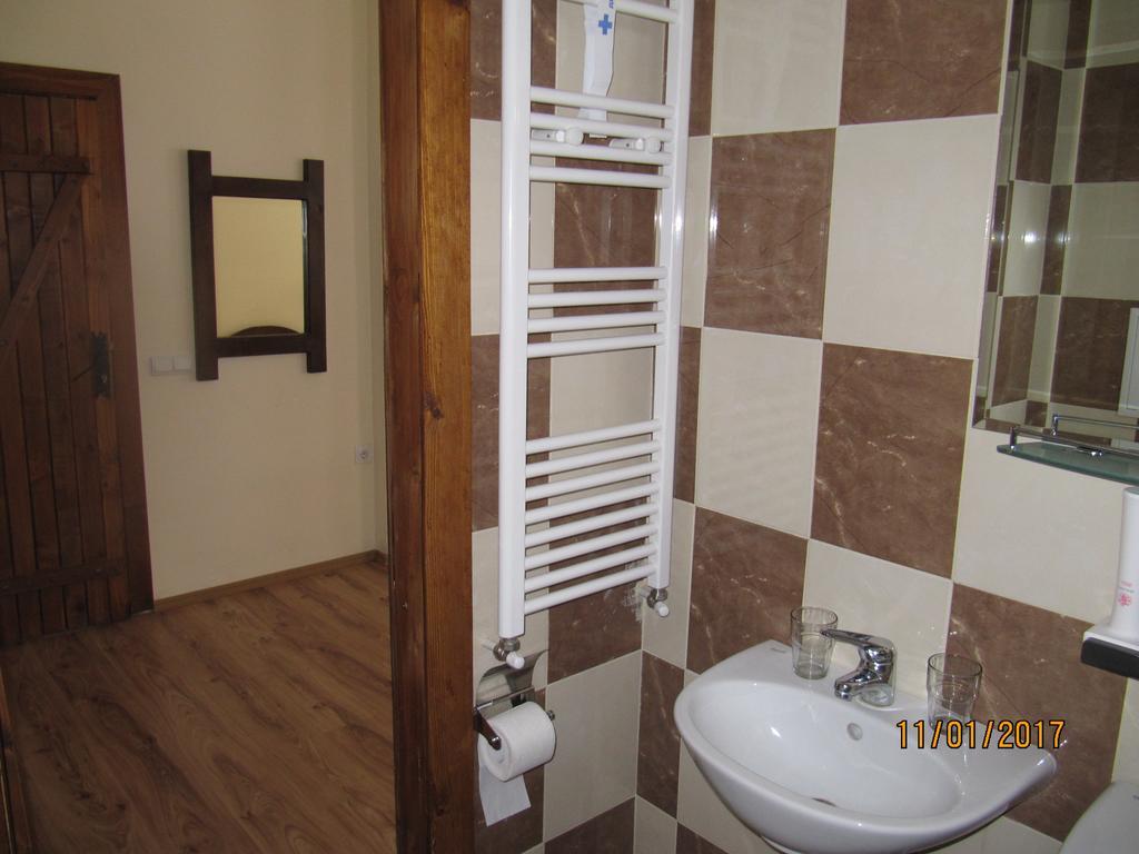 Guest House Belchin View Esterno foto